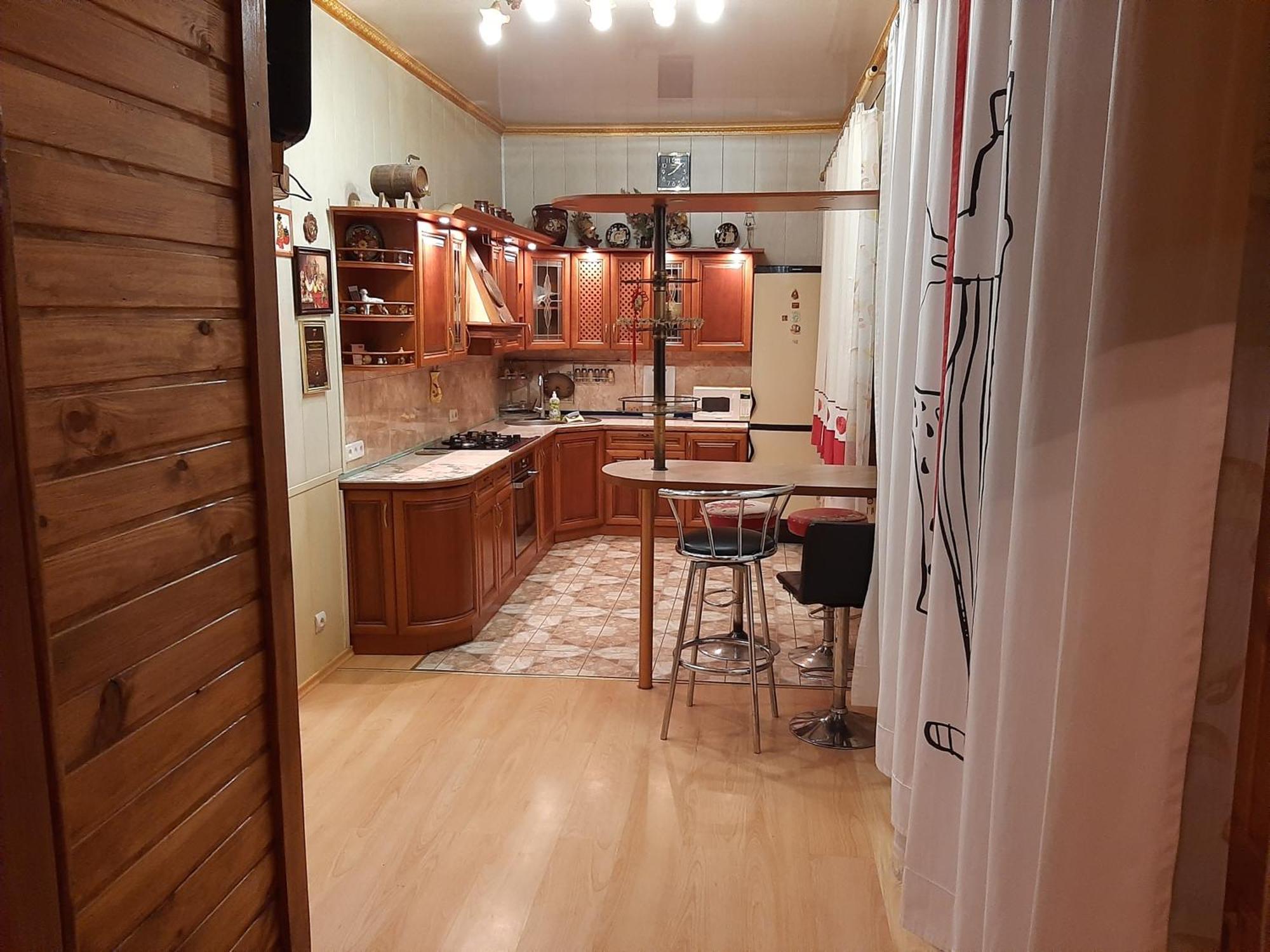 Куренiвський Двiр Kyiv Exterior photo